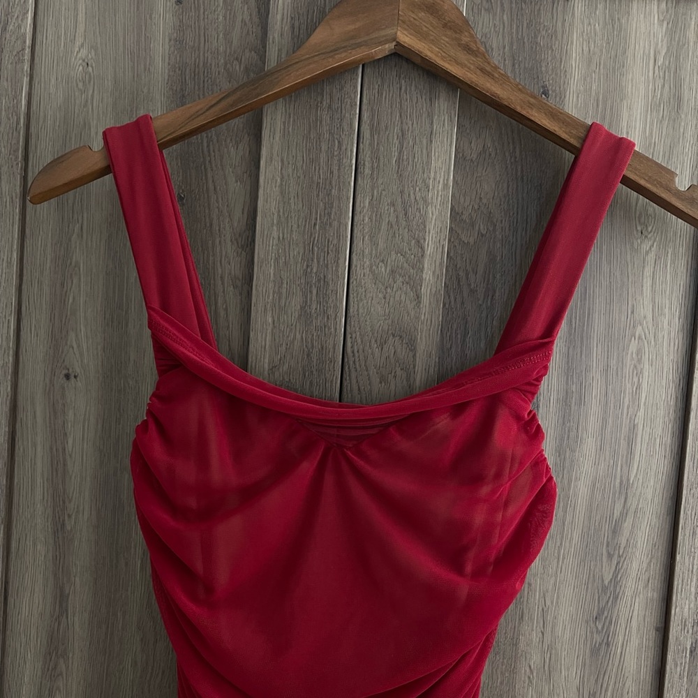 MAJORELLE RACHELLE MIDI DRESS IN CRANBERRY XS - Picture 4 of 7
